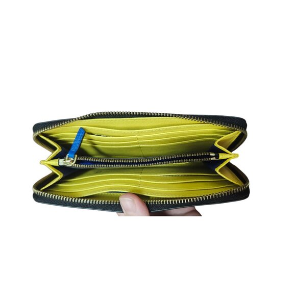 MARC JACOBS Snapshot Standard Leather Continental Wallet - Picture 3 of 9